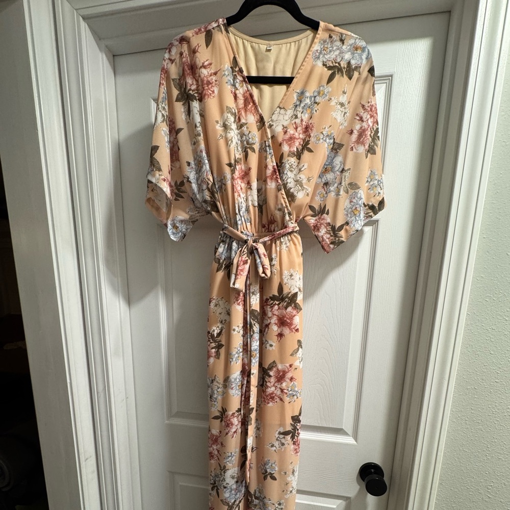 Amazon Peach Floral Maxi Dress